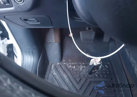 2015 Jeep Cherokee Limited z USA, uszkodzony, nr VIN 1C4PJLDBXFW722011